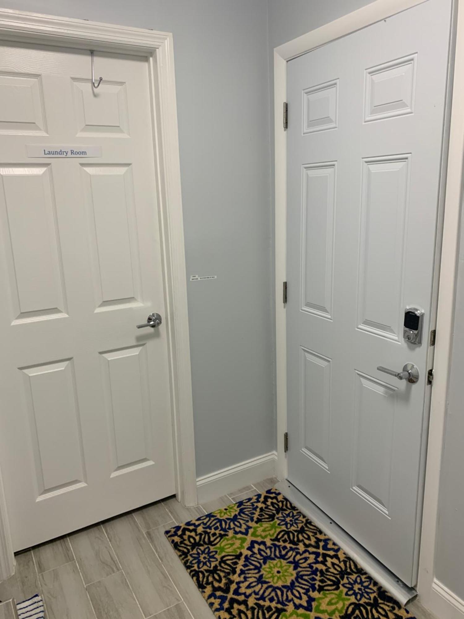 Amazing Close To The Peanut Island! Apartment *